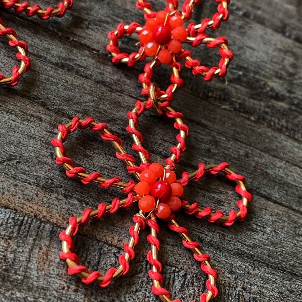 NEW Orange & Gold Floral Dangle Earrings - Picture 4 of 8